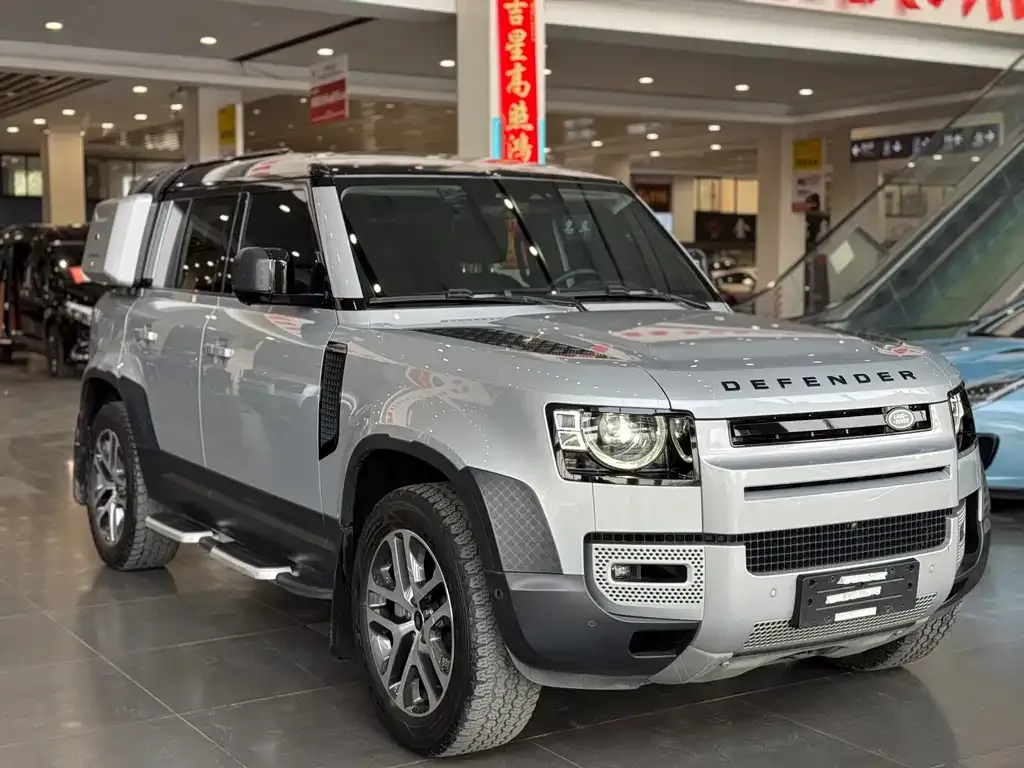 Land Rover Defender — фото 9