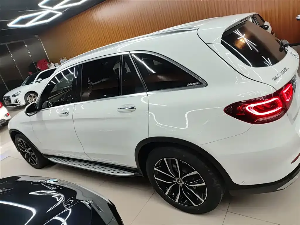 Mercedes-Benz GLC — фото 8