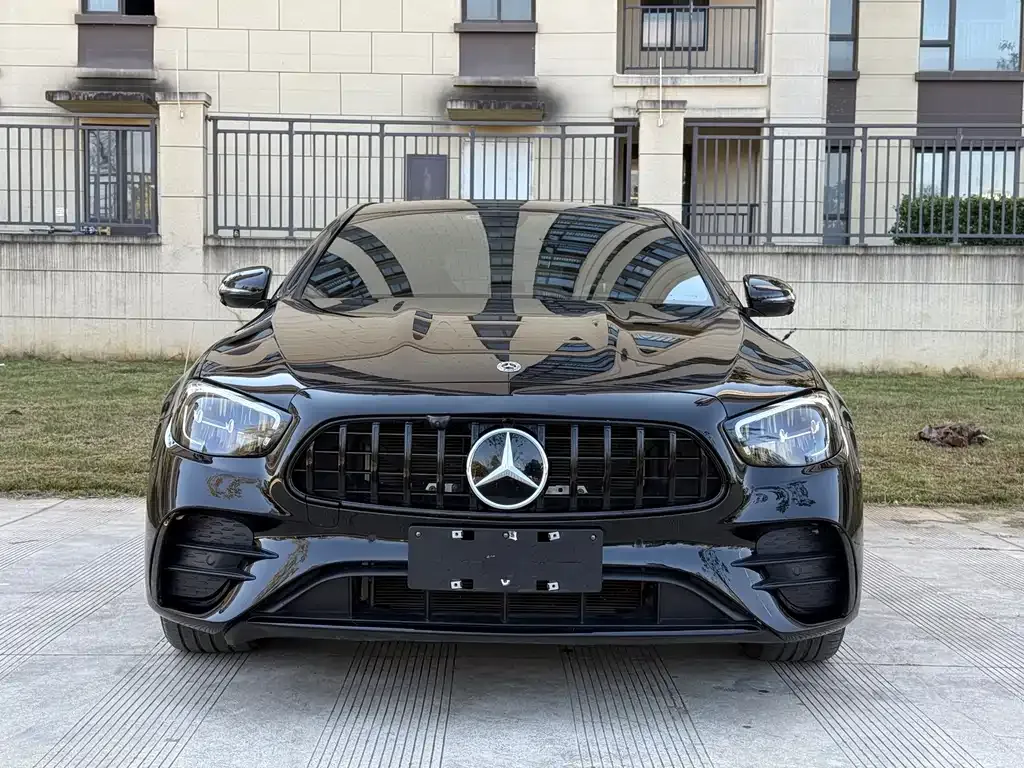 Mercedes-Benz E-Class (Import) — фото 5