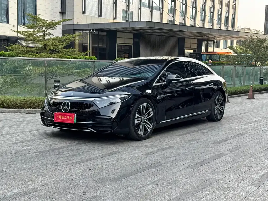 Mercedes-Benz EQS — фото 1