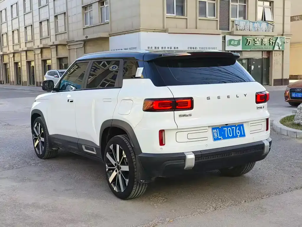 Geely Icon — фото 9