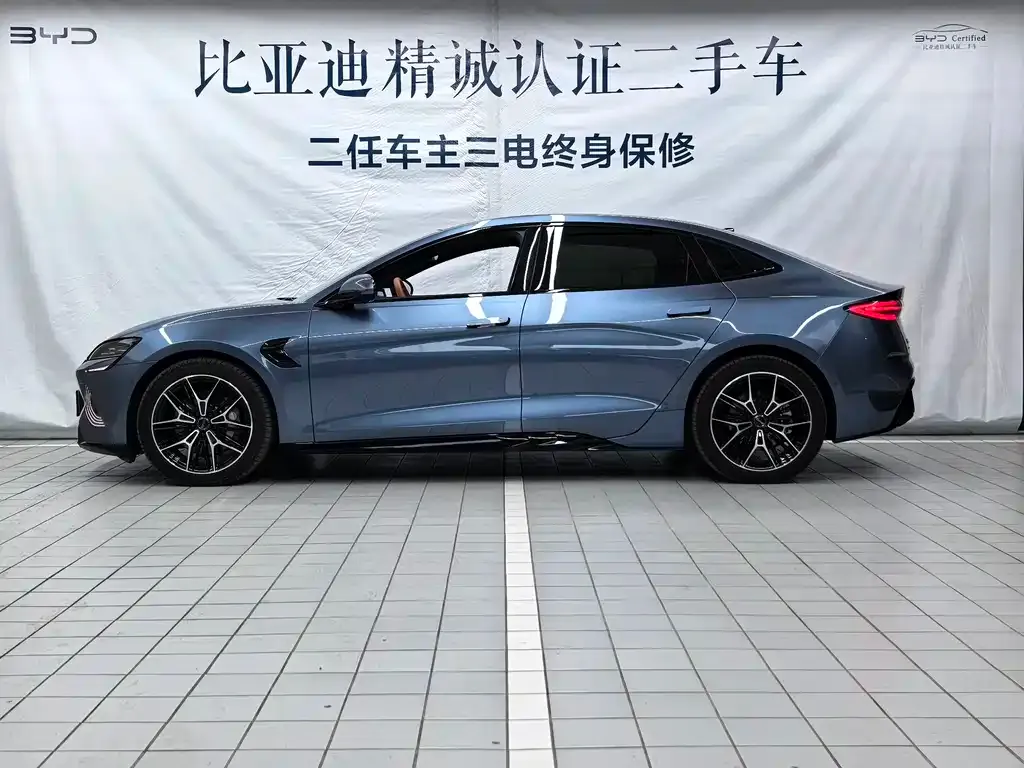 BYD Seal — фото 7
