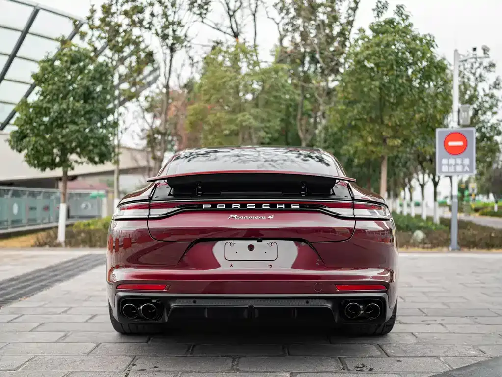 Porsche Panamera — фото 8