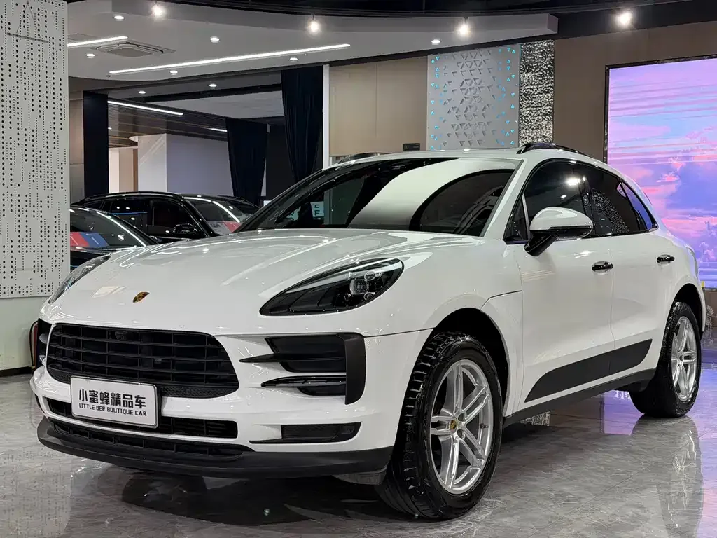 Porsche Macan — фото 1