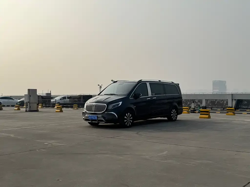 Mercedes-Benz Vito — фото 1