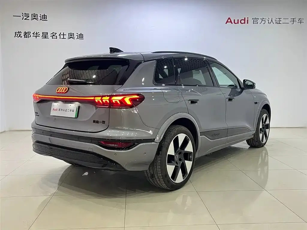 Audi Q6L e-tron — фото 8