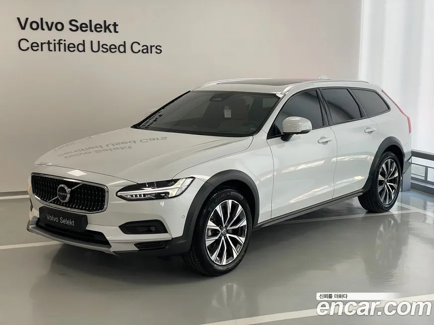 Volvo V90 — фото 1