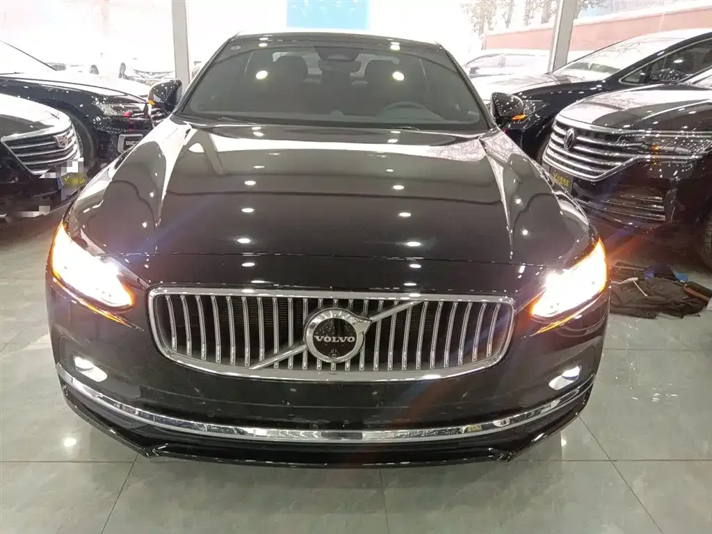 Volvo S90 — фото 5