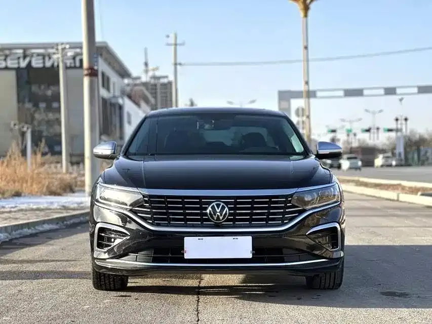 Volkswagen Passat — фото 9