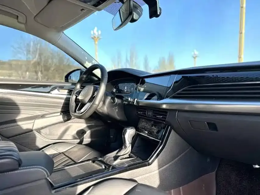 Volkswagen Passat — фото 3