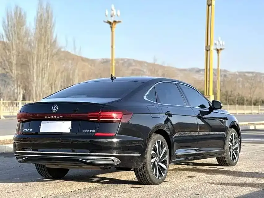 Volkswagen Passat — фото 8