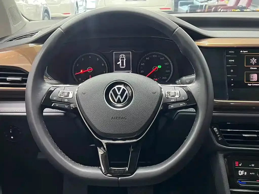 Volkswagen Tharu — фото 10