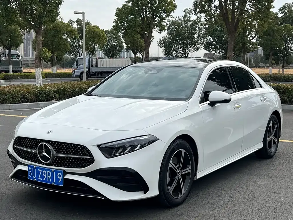 Mercedes-Benz A-Class — фото 1