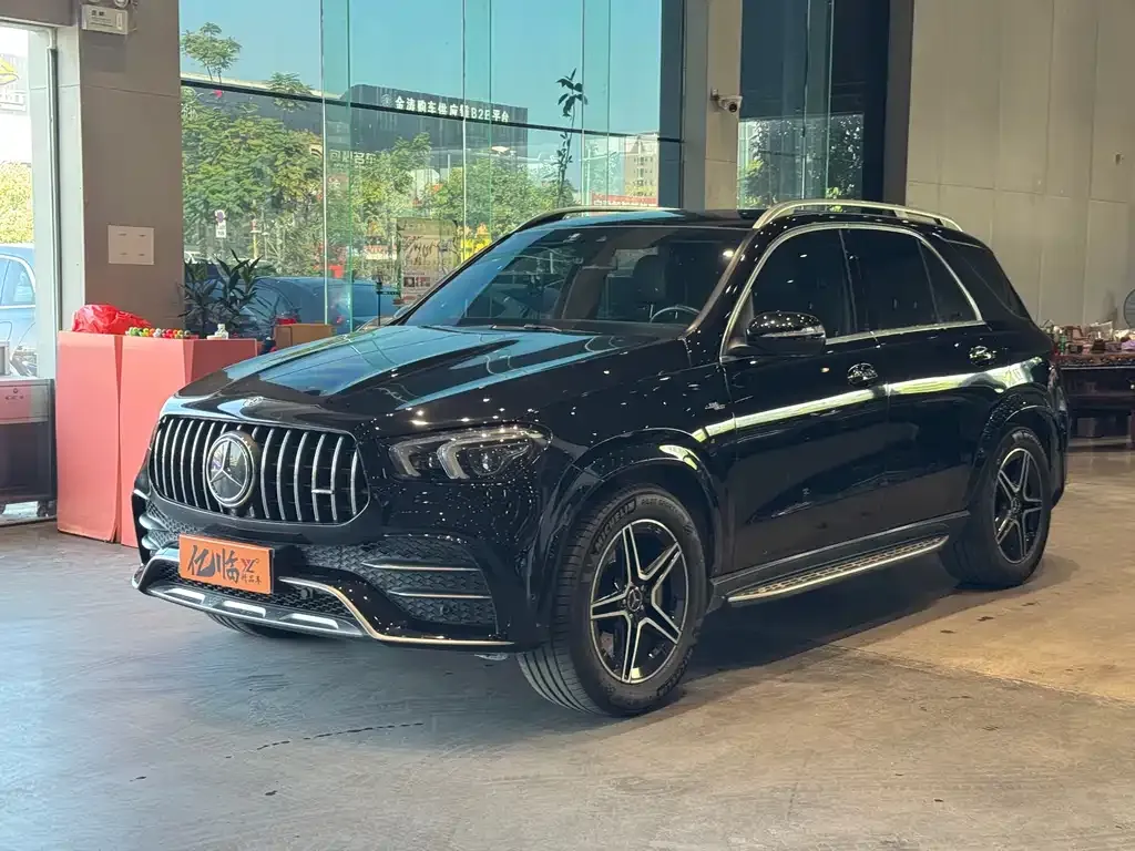 Mercedes-Benz GLE AMG — фото 1