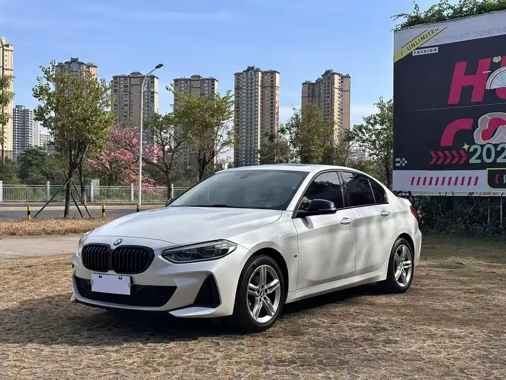 BMW 1 Series — фото 1