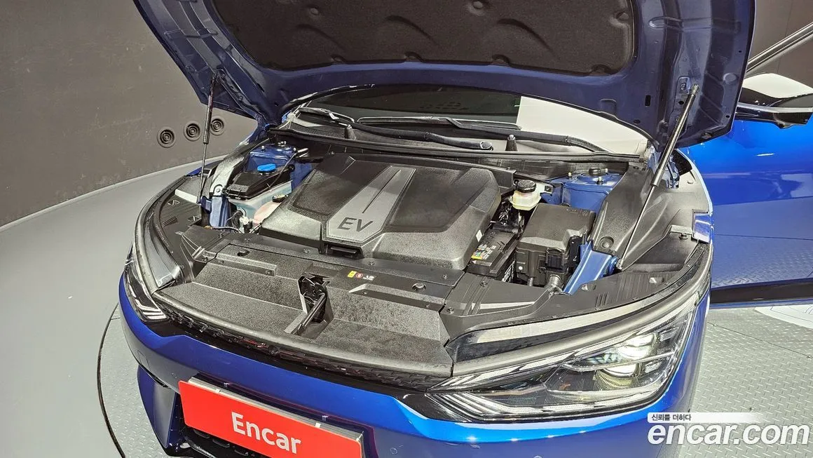 Kia EV6 — фото 9