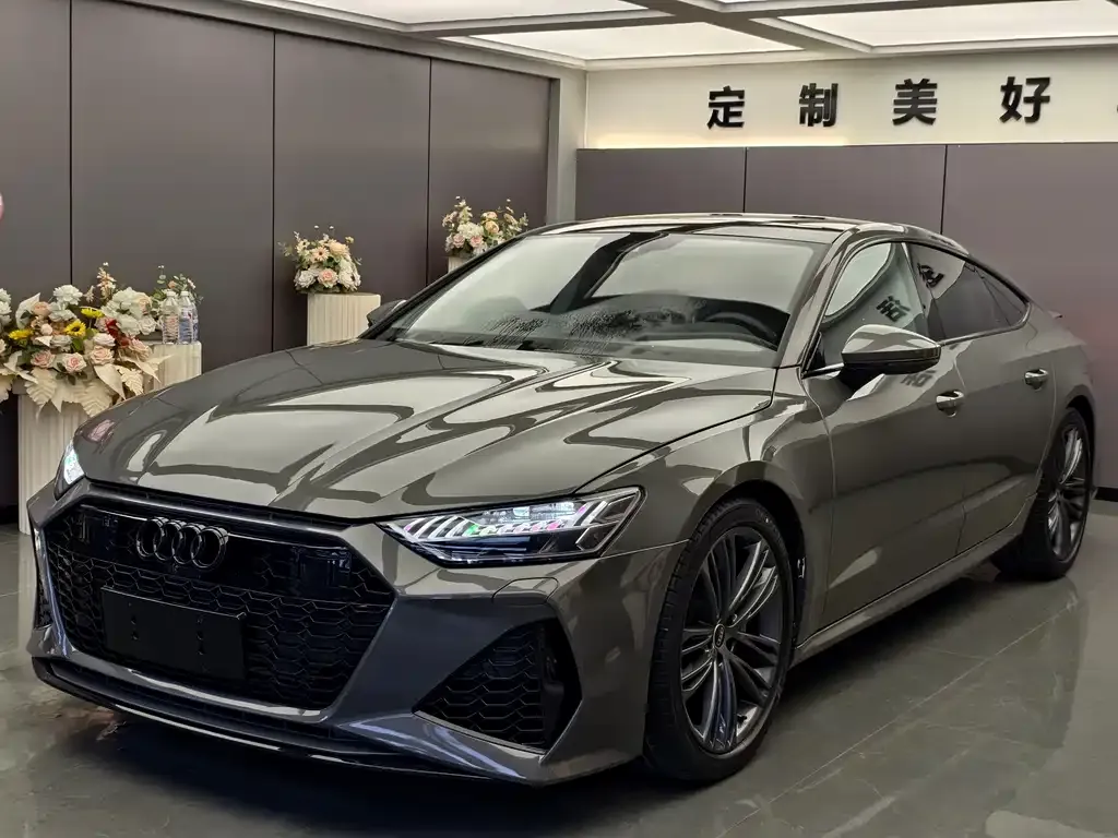 Audi A7 — фото 1