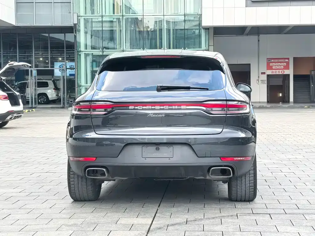 Porsche Macan — фото 9