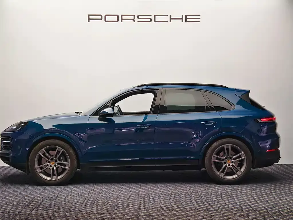 Porsche Cayenne — фото 7