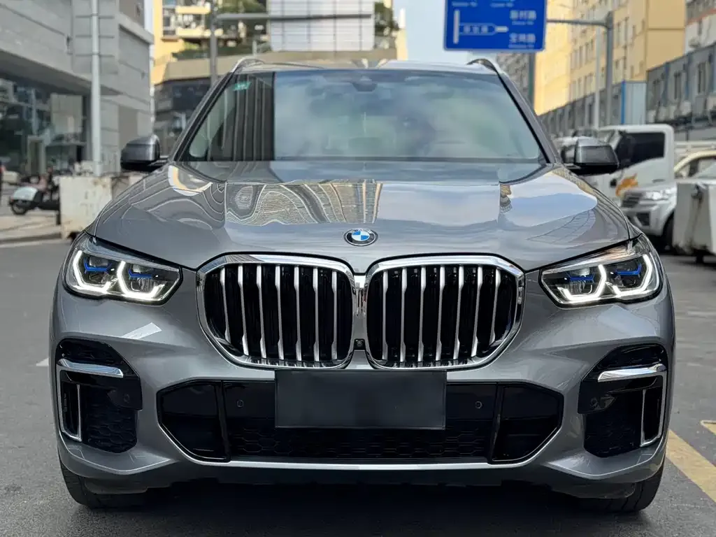 BMW X5 — фото 2