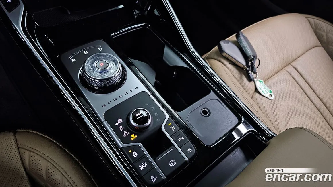Kia Sorento — фото 9