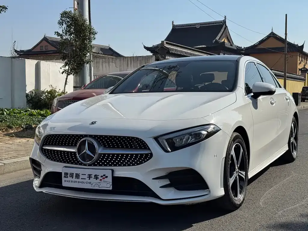 Mercedes-Benz A-Class — фото 1