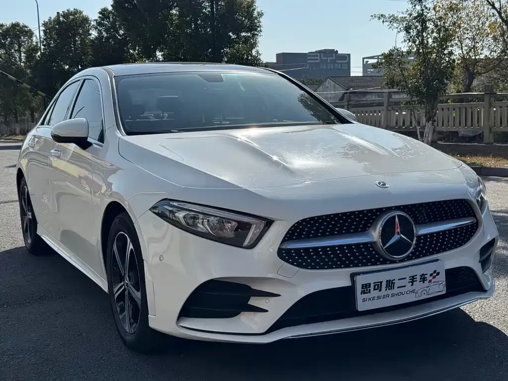 Mercedes-Benz A-Class — фото 3