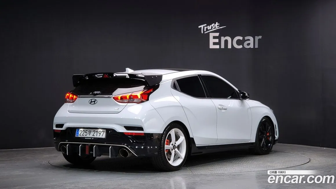 Hyundai Veloster — фото 3