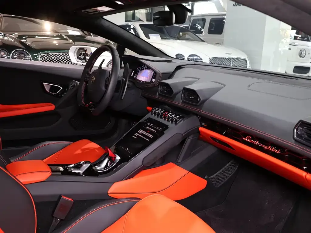Lamborghini Huracan — фото 7