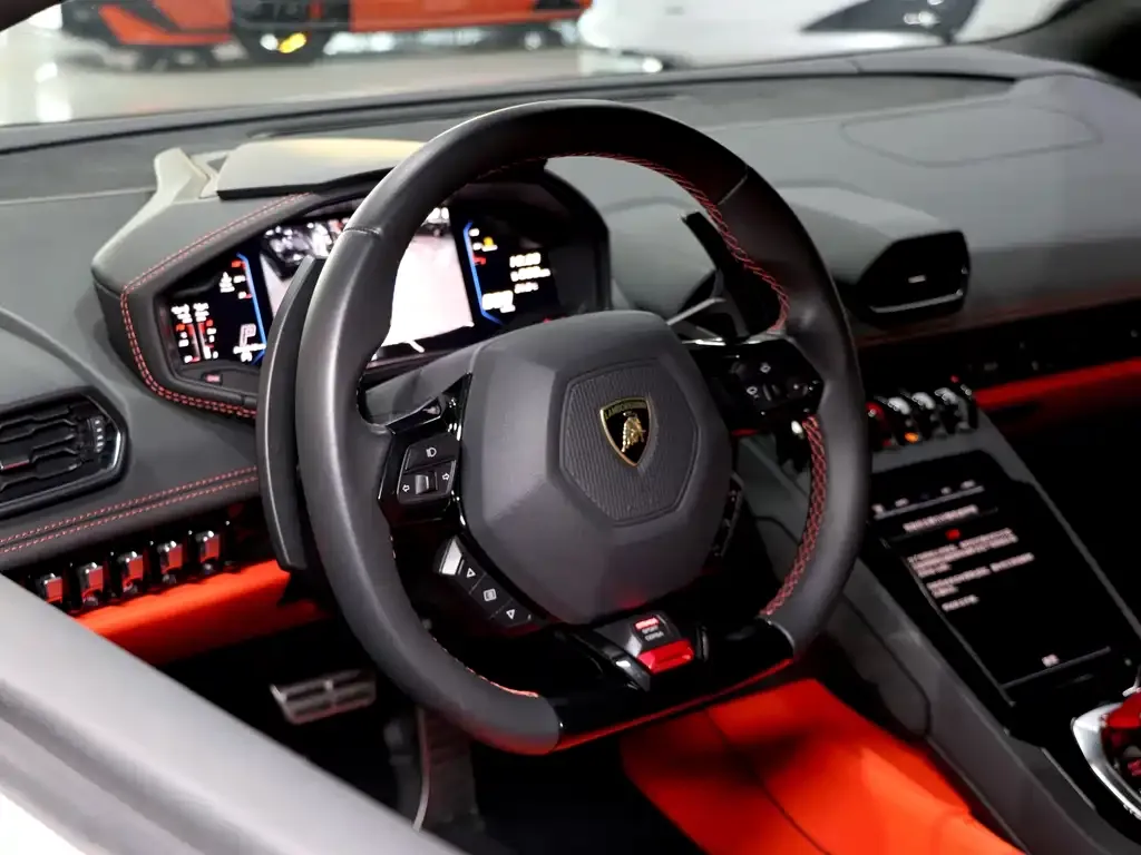 Lamborghini Huracan — фото 2