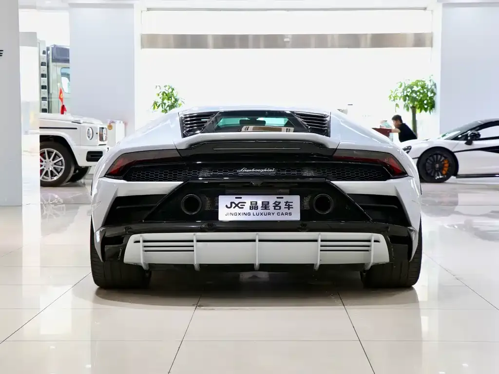 Lamborghini Huracan — фото 4