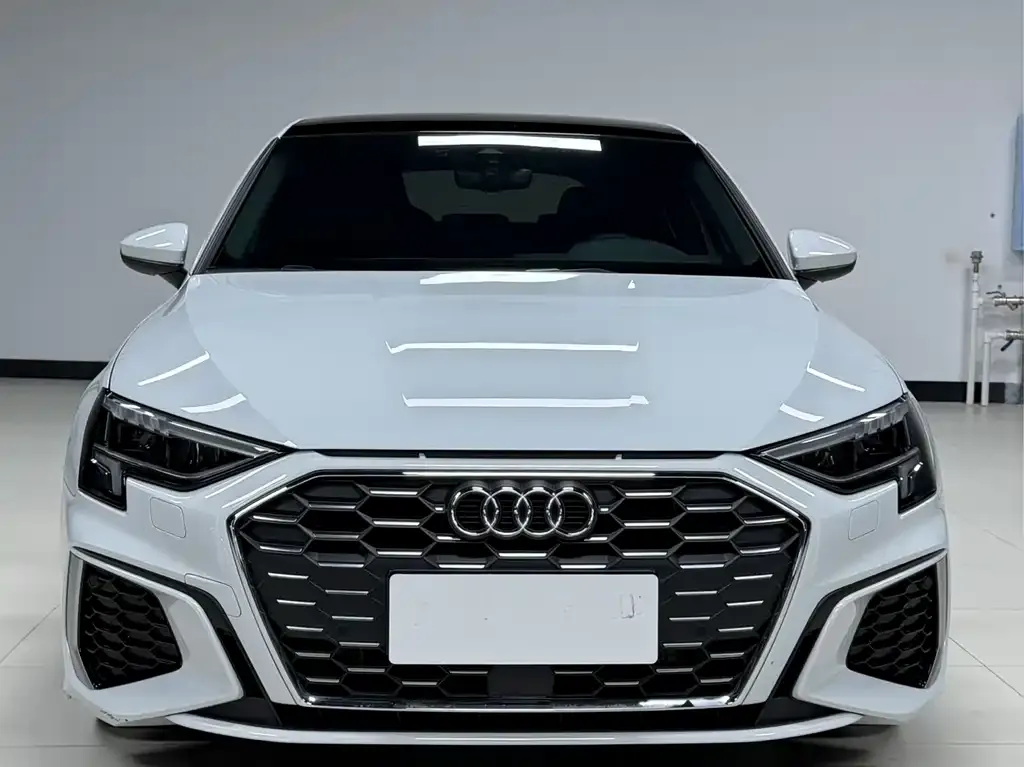 Audi A3 — фото 2