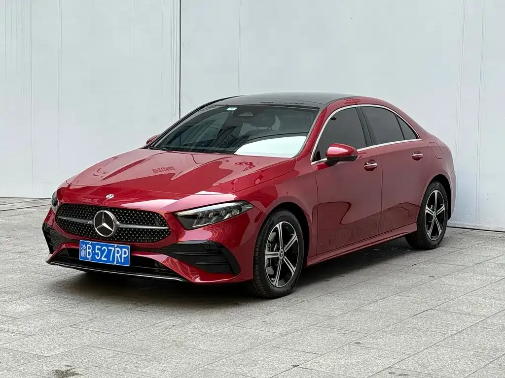 Mercedes-Benz A-Class — фото 1