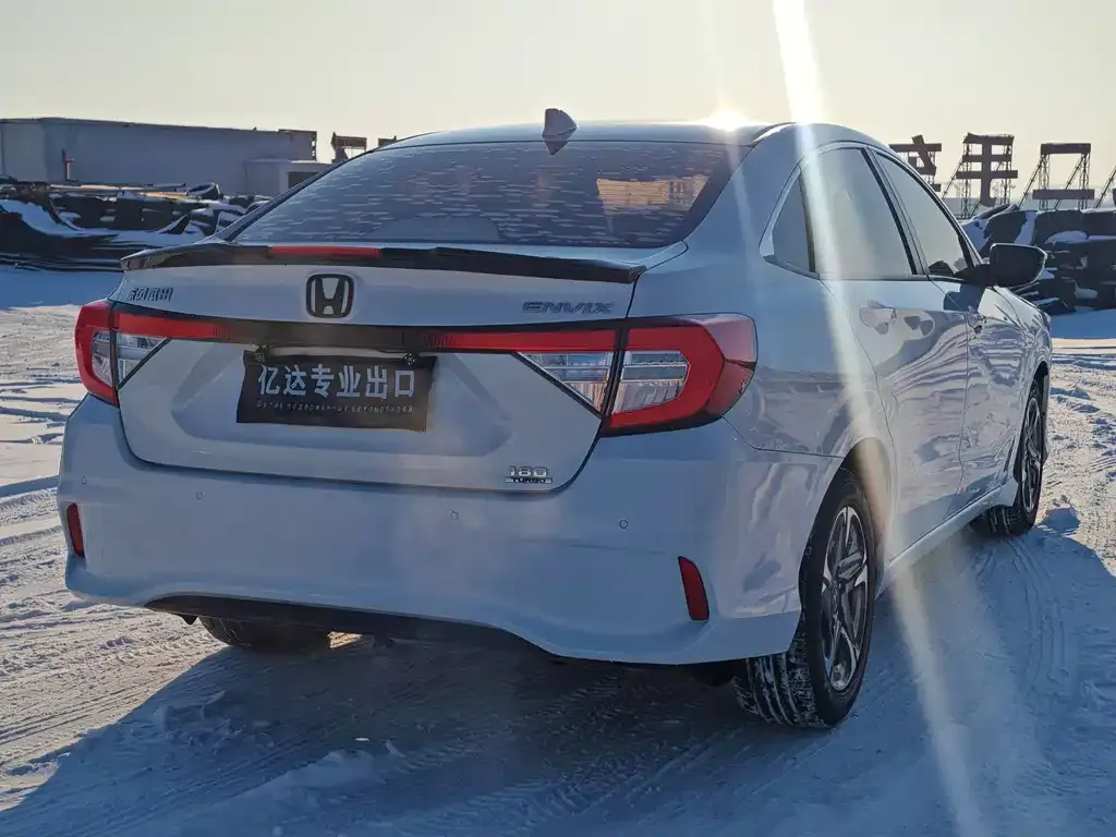 Honda Envix — фото 3