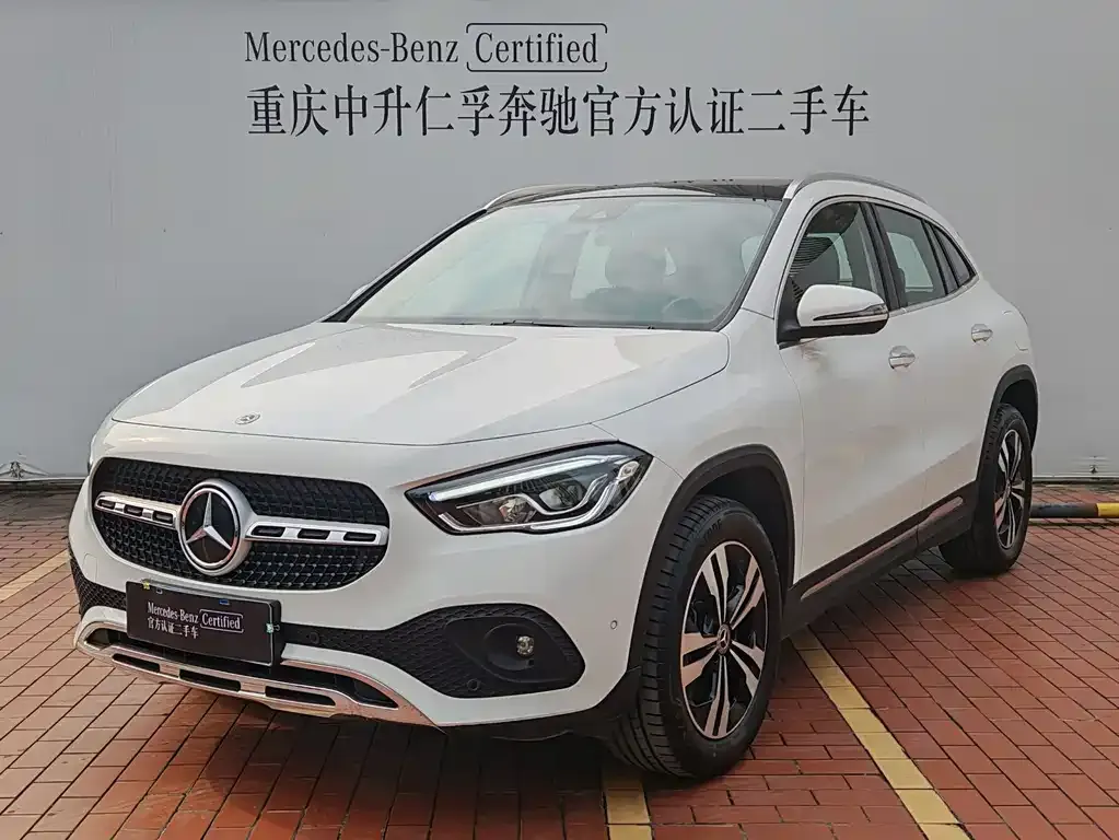 Mercedes-Benz GLA — фото 1