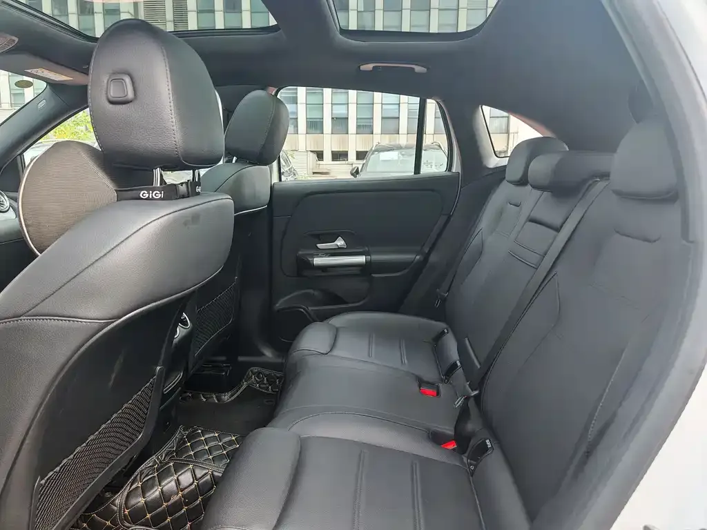 Mercedes-Benz GLA — фото 9