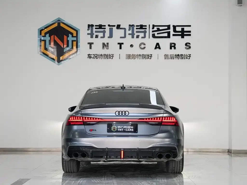 Audi A7L — фото 3