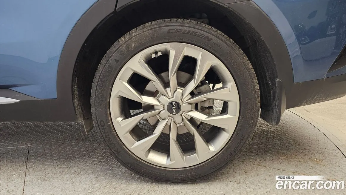 Kia Sorento — фото 6