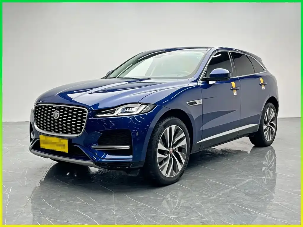 Jaguar F-PACE — фото 1