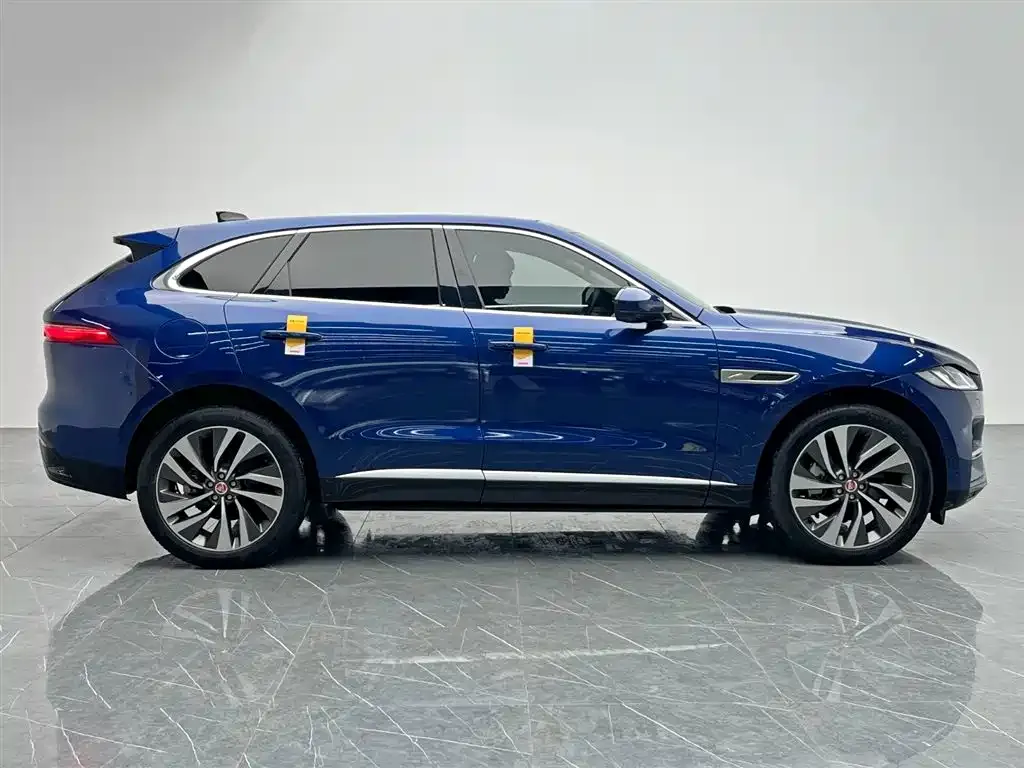 Jaguar F-PACE — фото 3