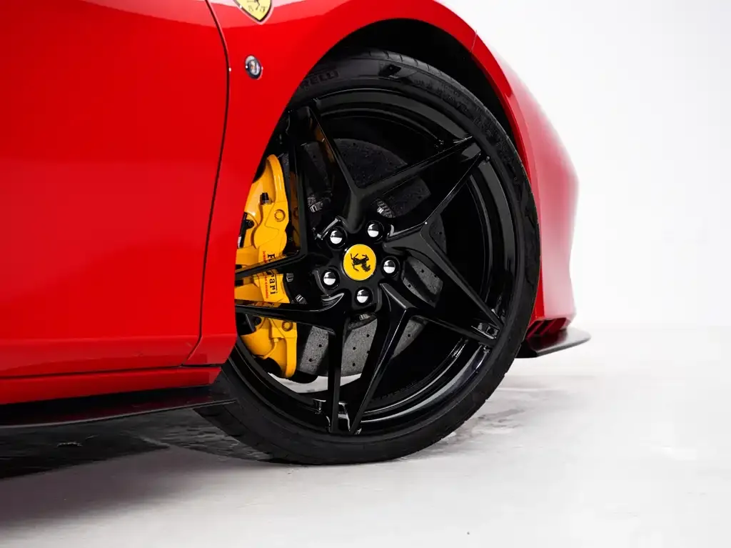 Ferrari F8 — фото 4