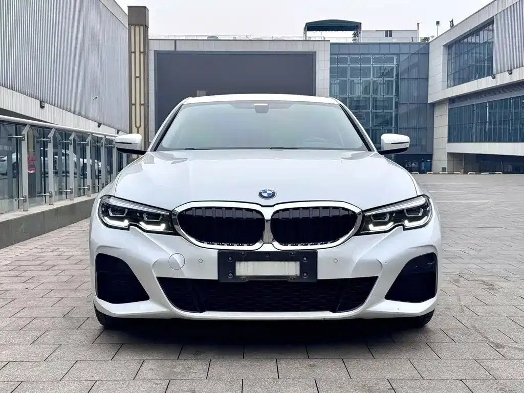BMW 3 Series — фото 5