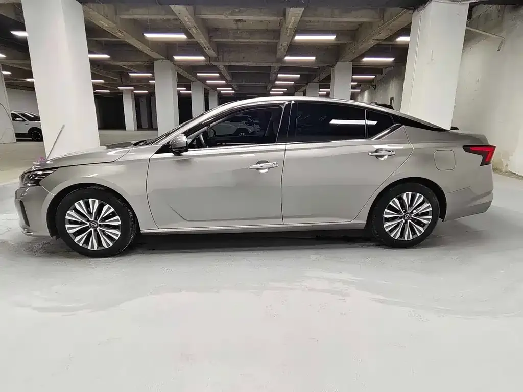 Nissan Teana — фото 4