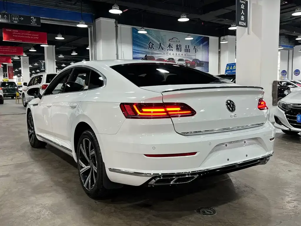 Volkswagen CC — фото 2