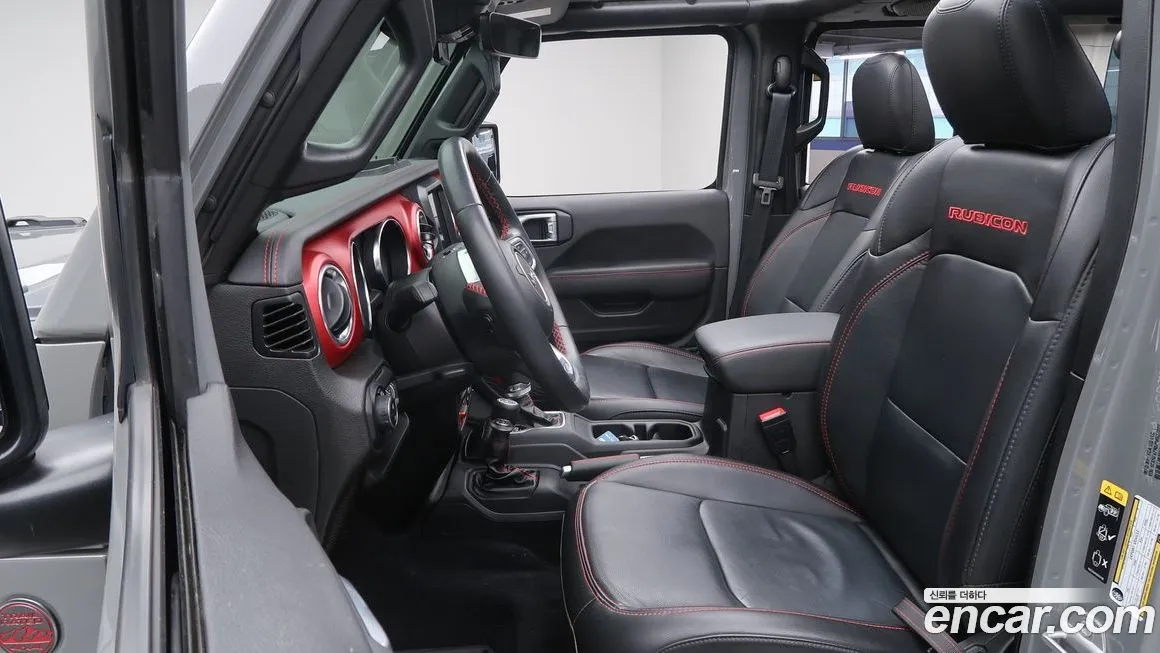 Jeep Wrangler — фото 6
