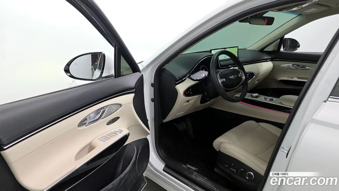 Genesis GV70 — фото 10