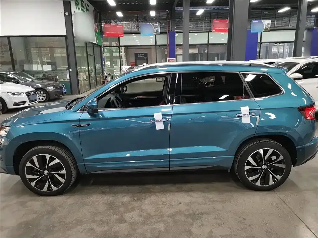 Skoda Karoq — фото 8