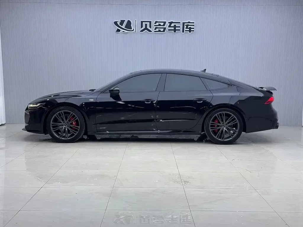 Audi A7 — фото 2