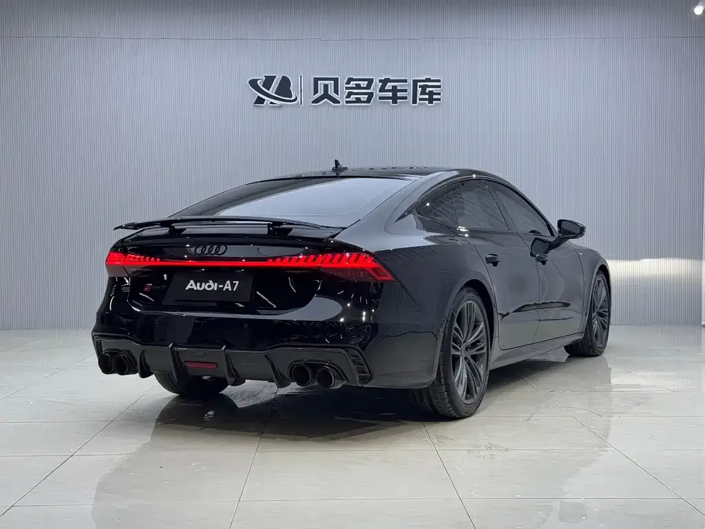 Audi A7 — фото 3