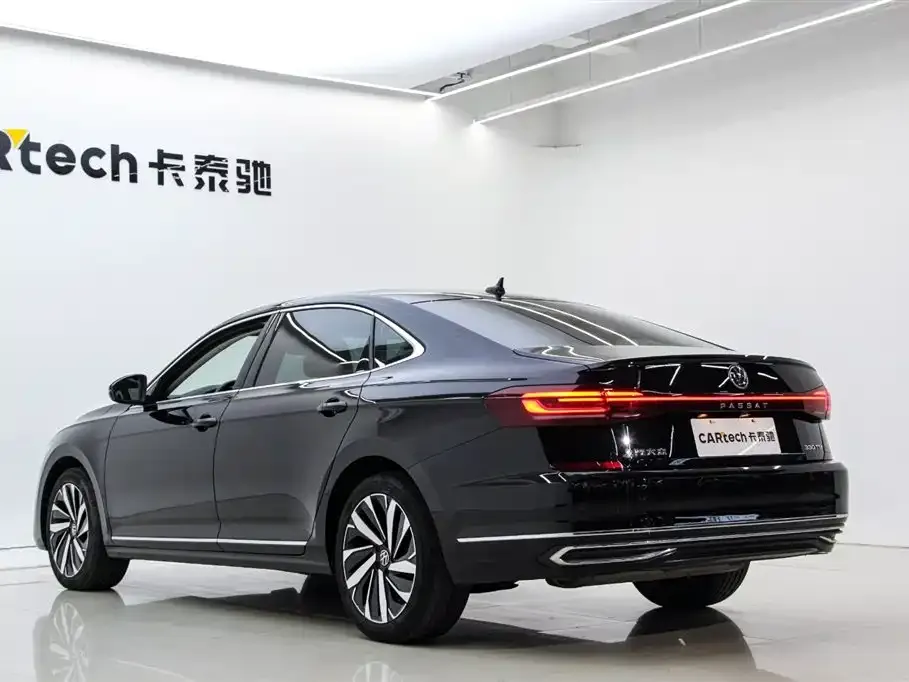 Volkswagen Passat — фото 5